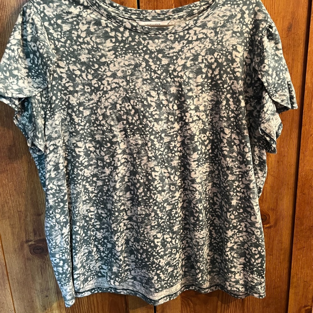 Nine West Slubbed Tulip Sleeve Tee - Sage Animal